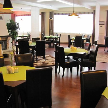Hotel Gregor Pszczółki Εξωτερικό φωτογραφία