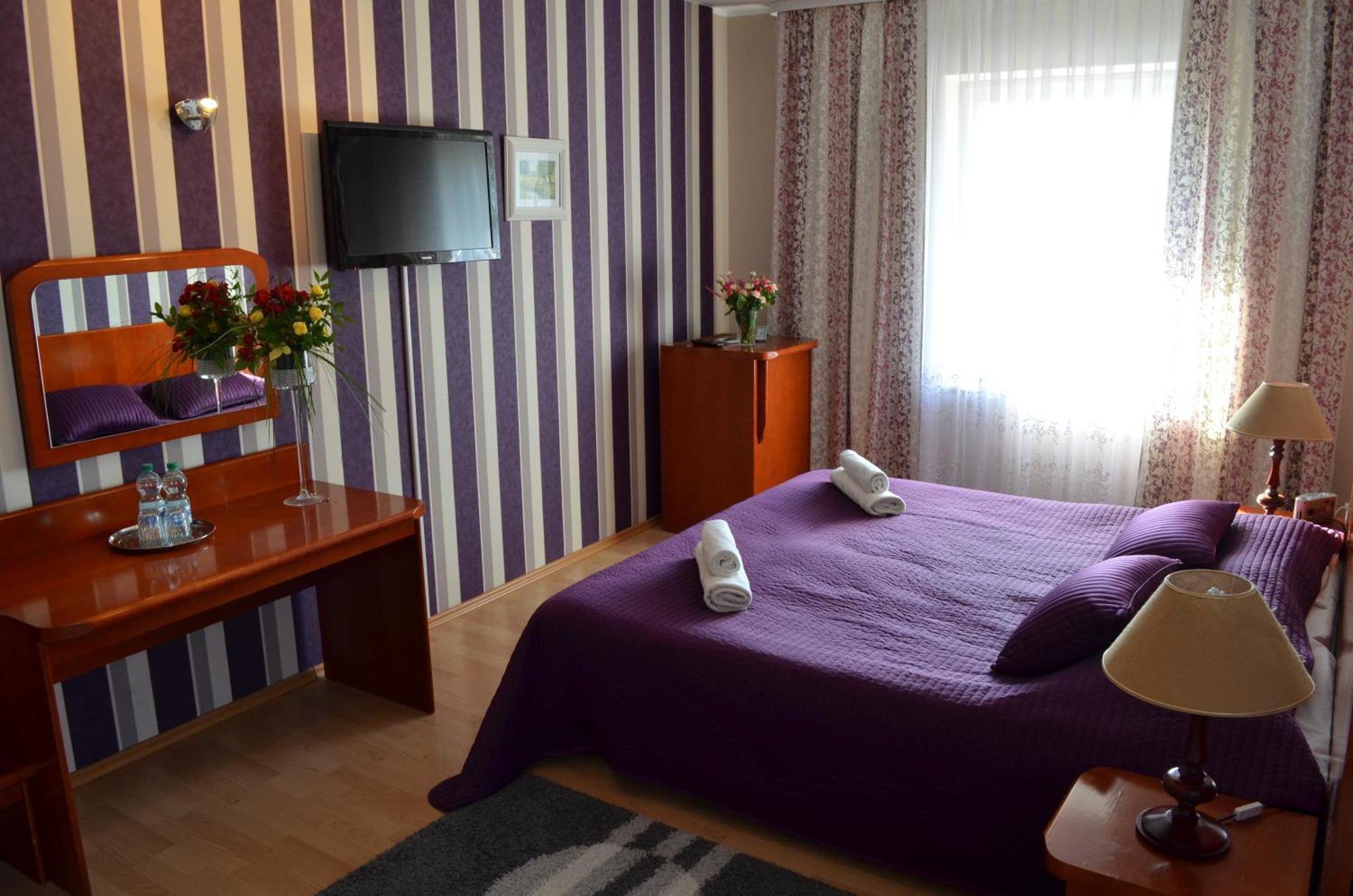 Hotel Gregor Pszczółki Εξωτερικό φωτογραφία