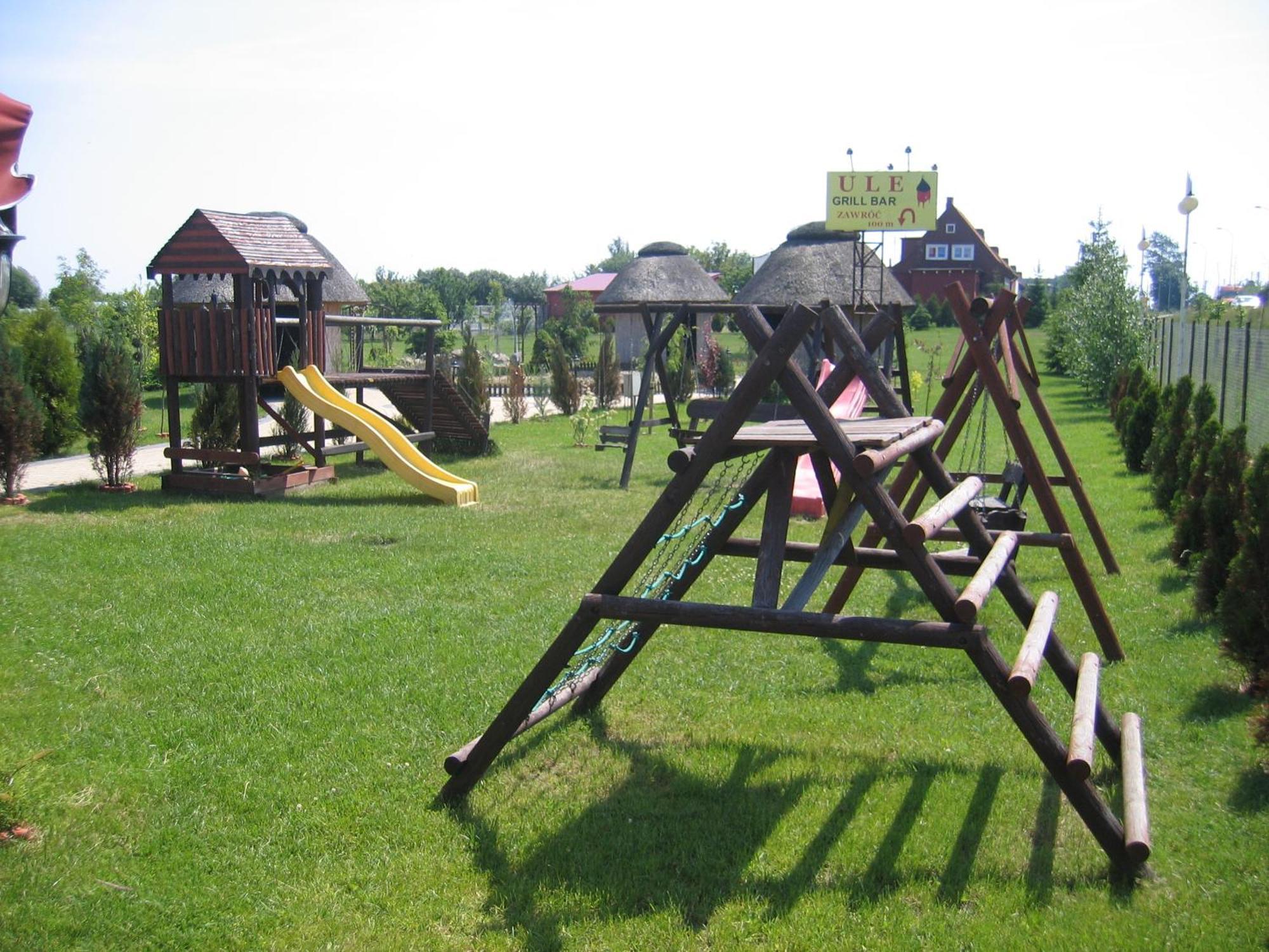 Hotel Gregor Pszczółki Εξωτερικό φωτογραφία